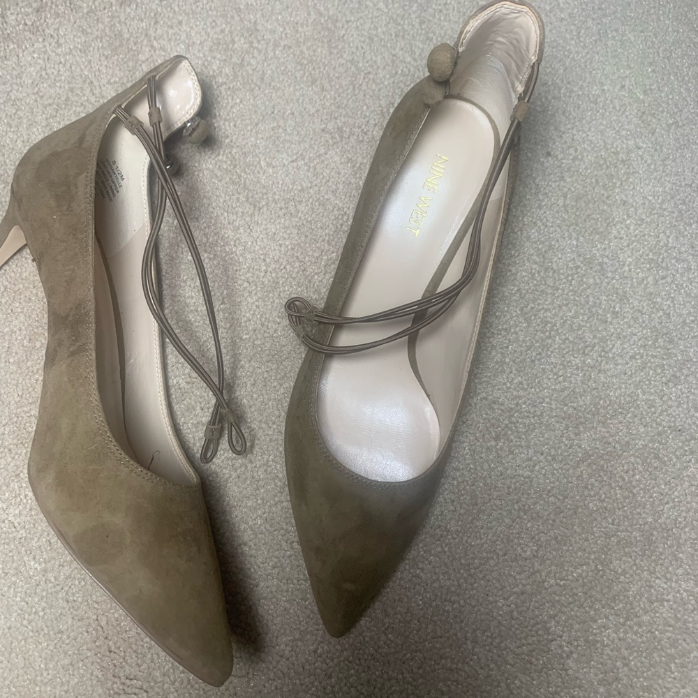 Nine West Sawtelle suede pumps